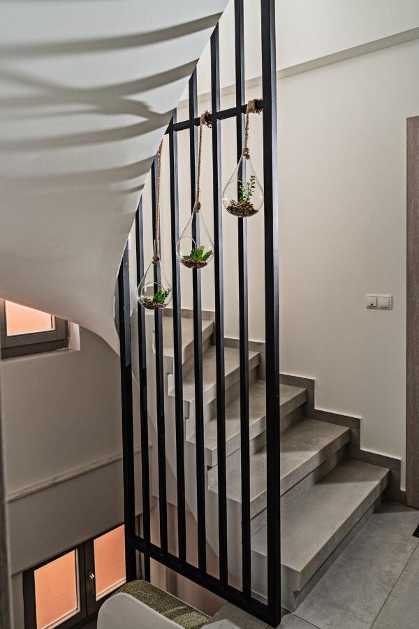 White&Gray Apartment Rethymno  Ngoại thất bức ảnh