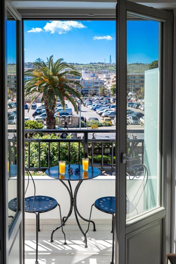 White&Gray Apartment Rethymno  Ngoại thất bức ảnh