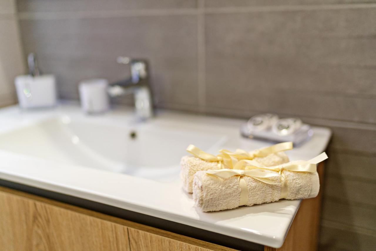 White&Gray Apartment Rethymno  Ngoại thất bức ảnh